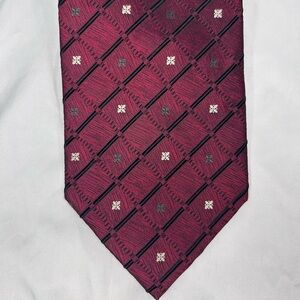 Elegant Burgundy Geometric Men's Tie